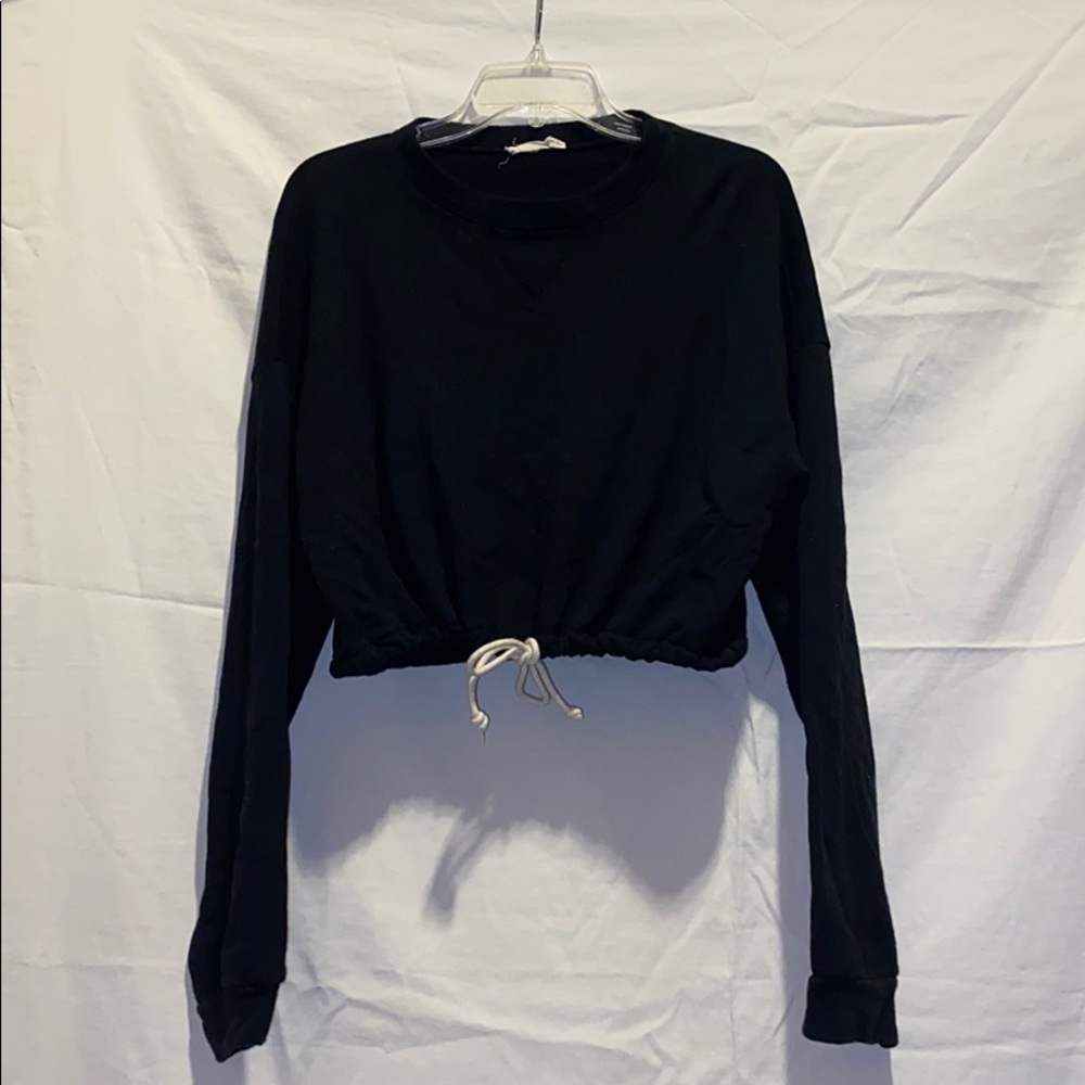 Black crew neck sweater